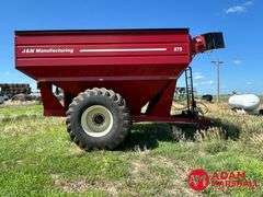 2011  J & M  875-18   Grain Cart