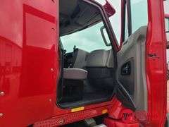 2014  International  Pro Star+  Semi Truck