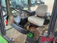1984  John Deere  2950  Tractor w/Loader