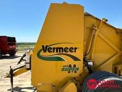 2012  Vermeer  605 Super M  Round Baler