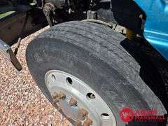 1993  International  Eagle 9300  Straight Truck
