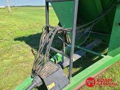 J&M  525  Grain Cart