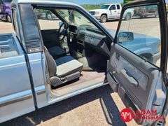 1987  Mazda  B2600  Pickup - Gasoline