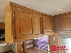 2002  Keystone  Cougar  5th Wheel Camper - 28FT