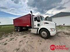 2008  Kenworth  T300  Straight Truck
