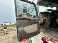 2008  Kenworth  T300  Straight Truck