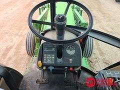 1984  John Deere  2950  Tractor w/Loader