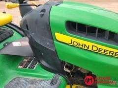 2009  John Deere  LA135  Lawn Mower w Bagger - 42IN