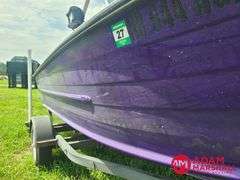 1970  Starcraft  V-Hull  Boat - 16FT