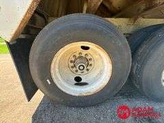 1996  Dakota  3200 Hopper  Grain Trailer - 32FT