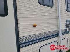 1993  NU-WA  Hitchhiker  Camper Trailer - 30FT