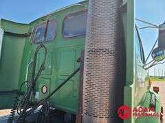 2006  Sterling  9500  Semi Truck