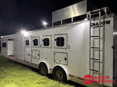 2013  Shadow   4 Horse Trailer w/ Living Quarters   - 42FT