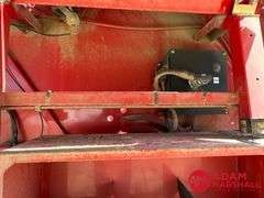 2013  New Holland  BR7090  Specialty Crop Baler
