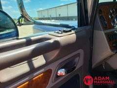 2006  Peterbilt  379  Semi Truck