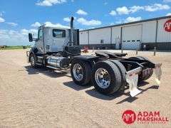 2016  Kenworth  T680  Semi Truck
