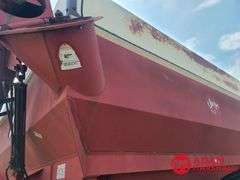 J&M  525  Grain Cart