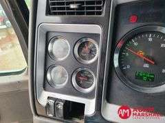 2012  Kenworth  T800  Semi Truck