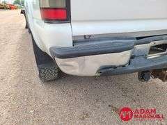 2004  Chevrolet  Silverado 3500  Pickup - Gasoline