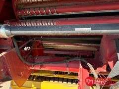 2013  New Holland  BR7090  Specialty Crop Baler