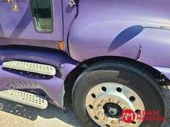 2000  Kenworth  T2000  Semi Truck