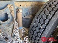 1993  International  Eagle 9300  Straight Truck