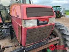 1995  Case IH  5240  MFWD Tractor