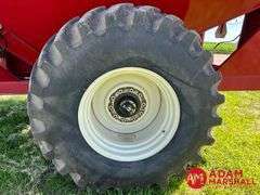 2011  J & M  875-18   Grain Cart