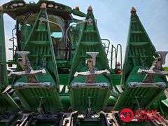 2019  John Deere  708C  Corn Head - 8R30