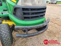 2009  John Deere  LA135  Lawn Mower w Bagger - 42IN
