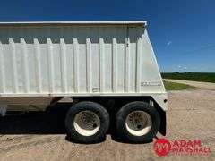 1996  Dakota  3200 Hopper  Grain Trailer - 32FT