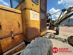 Caterpillar  120  Motor Grader - Mower