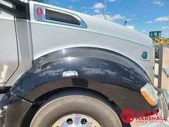 2016  Kenworth  T680  Semi Truck