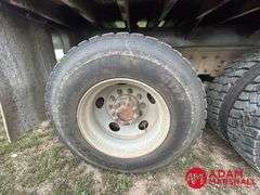 2008  Kenworth  T300  Straight Truck