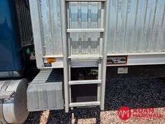1999  International  9400  Straight Truck