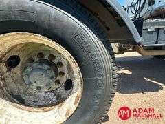 1995  Ford  LTA9000   Semi Truck - Diesel