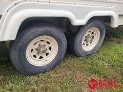 1993  NU-WA  Hitchhiker  Camper Trailer - 30FT