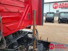2014  International  Pro Star+  Semi Truck