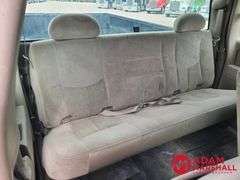 2005  Chevrolet  Silverado 2500  Pickup - Gasoline