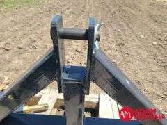 (1) Unused Wolverine Trailer Hitch Adapter for 3PT.