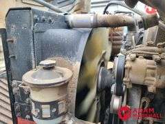 2005  International Harvester  8000  Semi Truck