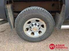2005  Chevrolet  Silverado 2500  Pickup - Gasoline