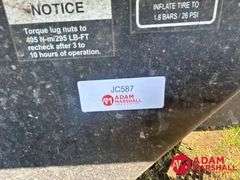 2005  Hesston  9240  Swather