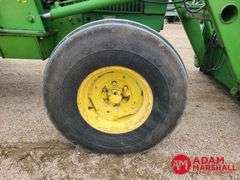 1984  John Deere  2950  Tractor w/Loader