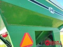 J&M  525  Grain Cart