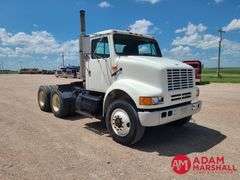 1991  International  8100  Semi Truck