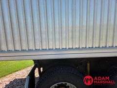 1999  International  9400  Straight Truck