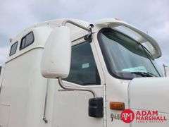 2004  International  9400t  Semi Truck