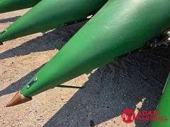 2019  John Deere  708C  Corn Head - 8R30