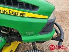 2009  John Deere  LA135  Lawn Mower w Bagger - 42IN